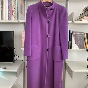 Pierre Cardin vintage coat. Size 14. Excellent condition. No rips or stains.